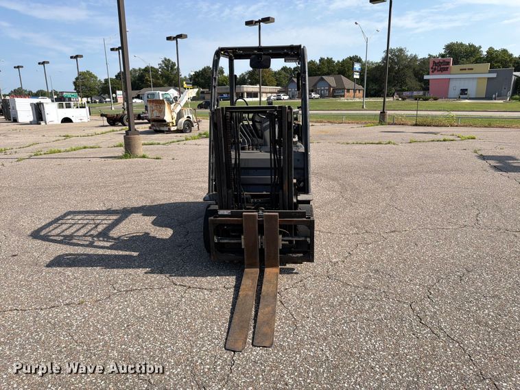 image for item MZ9820 Toyota 8FGCU20 forklift