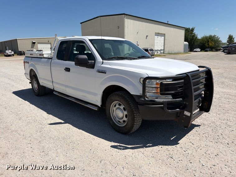 image for item MZ9833 2018 Ford F150 Ext. Cab pickup truck