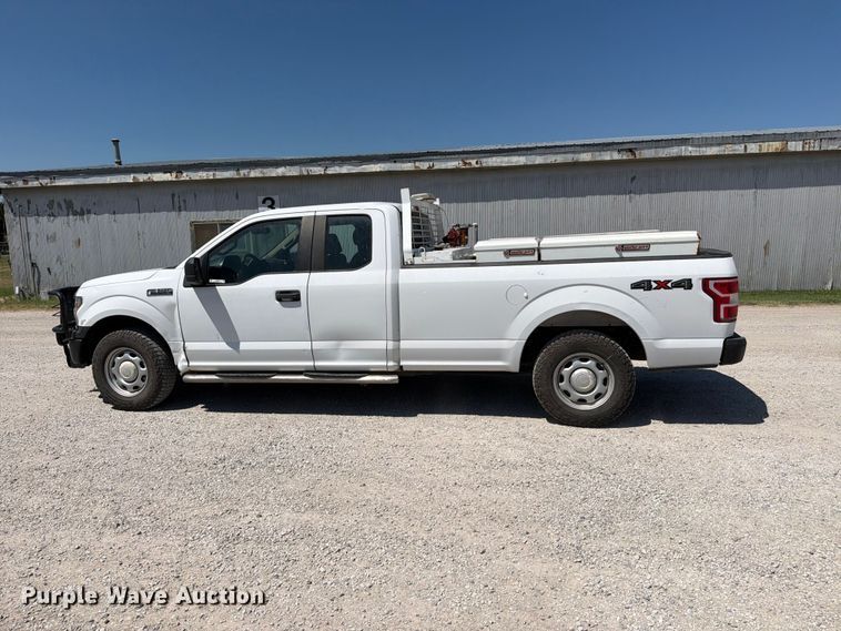 image for item MZ9833 2018 Ford F150 Ext. Cab pickup truck