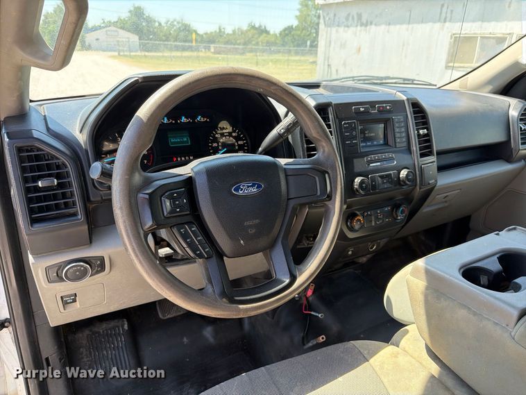 image for item MZ9833 2018 Ford F150 Ext. Cab pickup truck