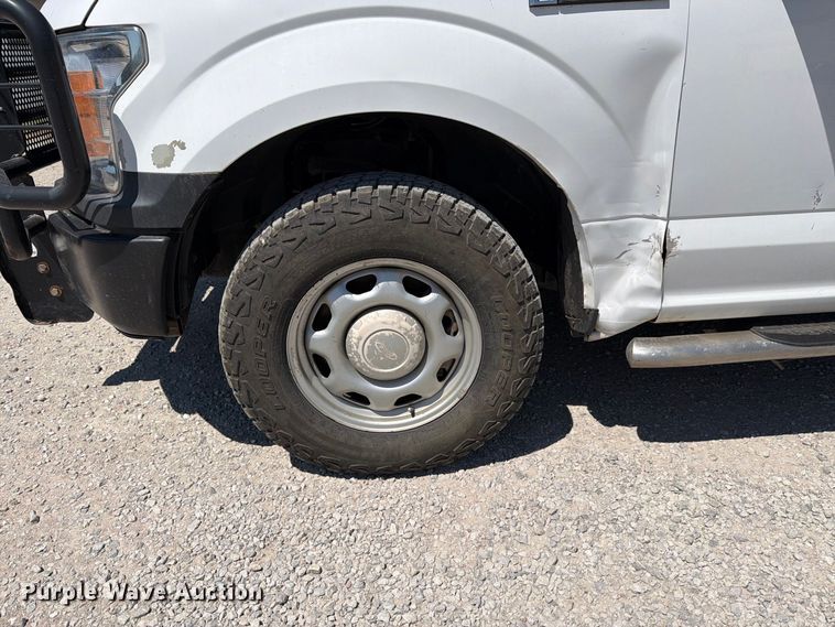 image for item MZ9833 2018 Ford F150 Ext. Cab pickup truck