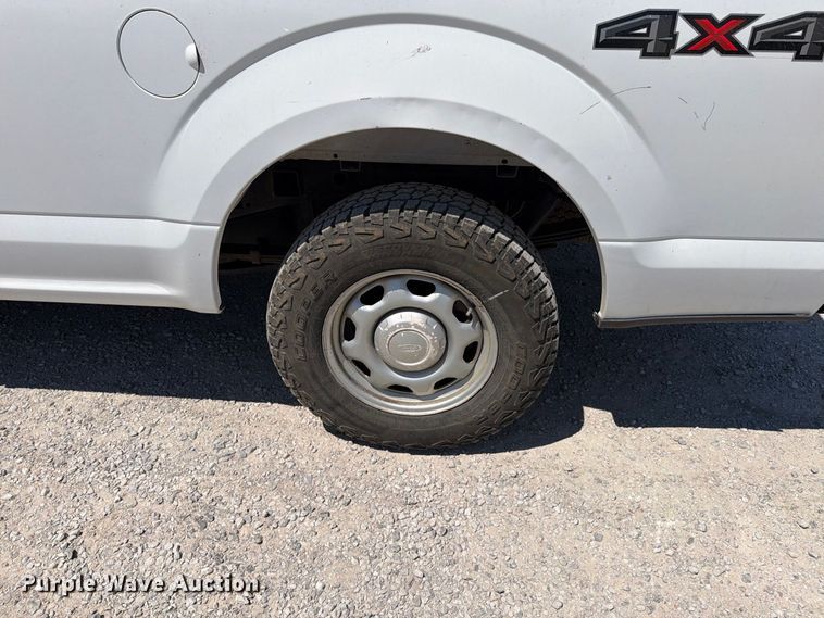 image for item MZ9833 2018 Ford F150 Ext. Cab pickup truck