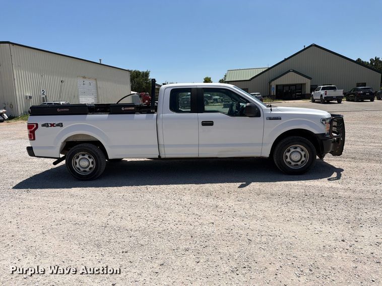 image for item MZ9834 2018 Ford F150 Ext. Cab pickup truck