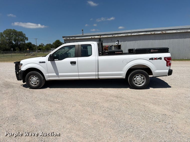 image for item MZ9834 2018 Ford F150 Ext. Cab pickup truck