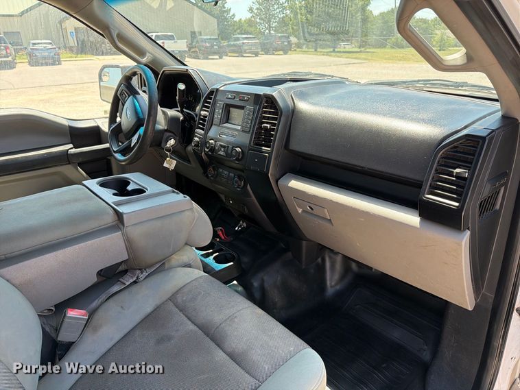 image for item MZ9834 2018 Ford F150 Ext. Cab pickup truck