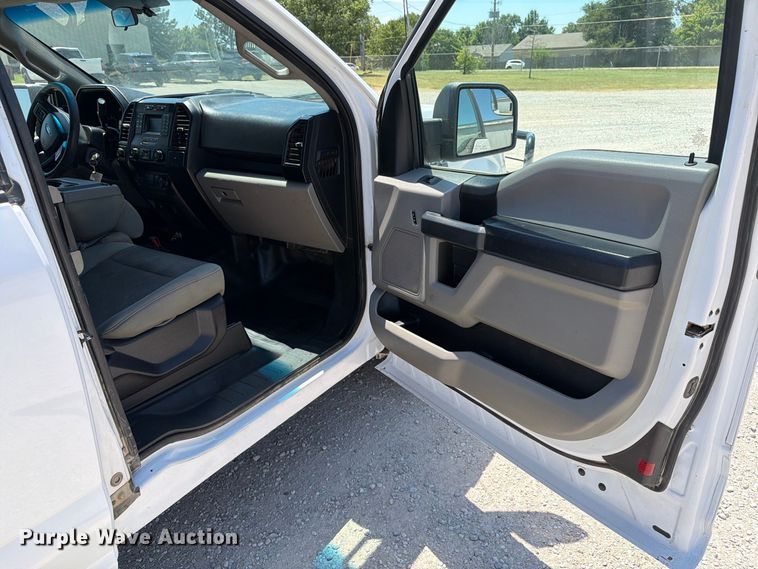image for item MZ9834 2018 Ford F150 Ext. Cab pickup truck