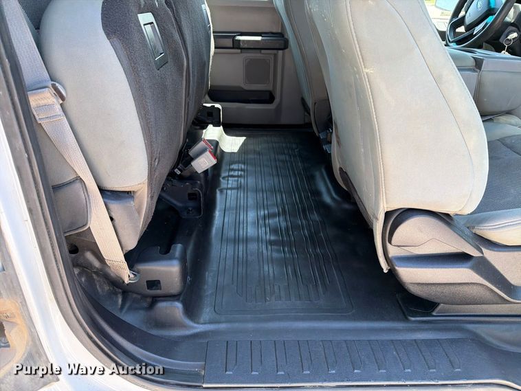 image for item MZ9834 2018 Ford F150 Ext. Cab pickup truck