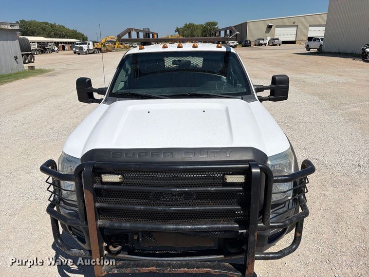 image for item MZ9835 2016 Ford F450 Super Duty Crew Cab utility / service truck