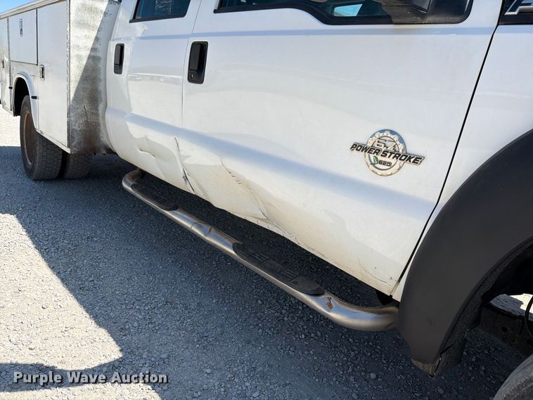 image for item MZ9835 2016 Ford F450 Super Duty Crew Cab utility / service truck