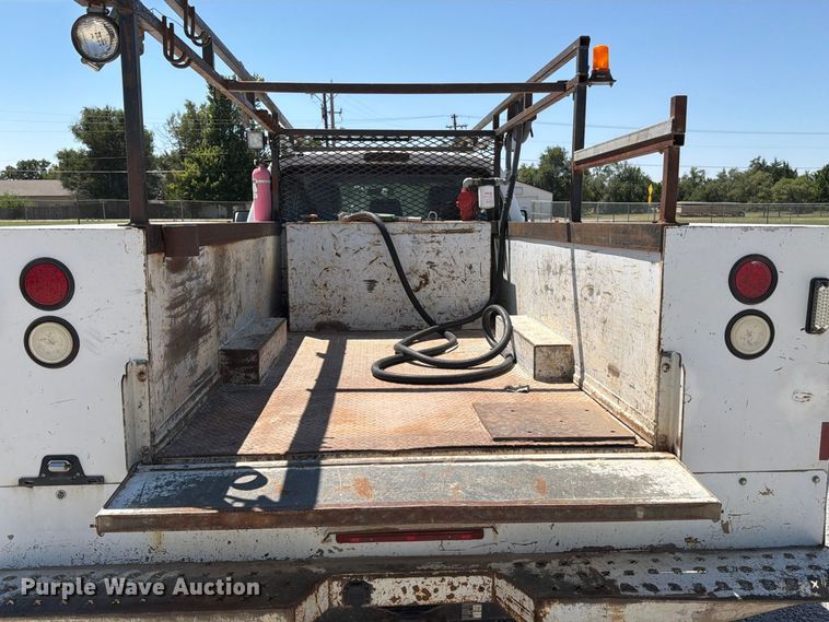 image for item MZ9835 2016 Ford F450 Super Duty Crew Cab utility / service truck