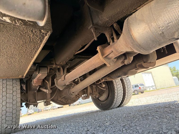 image for item MZ9835 2016 Ford F450 Super Duty Crew Cab utility / service truck