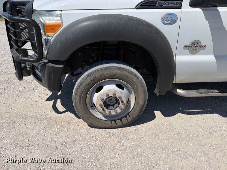 image for item MZ9835 2016 Ford F450 Super Duty Crew Cab utility / service truck