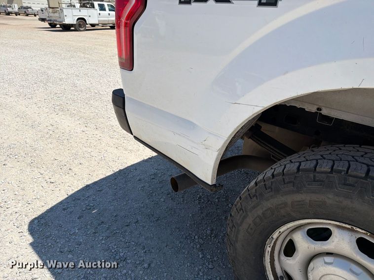 image for item MZ9836 2016 Ford F150 Ext. Cab pickup truck