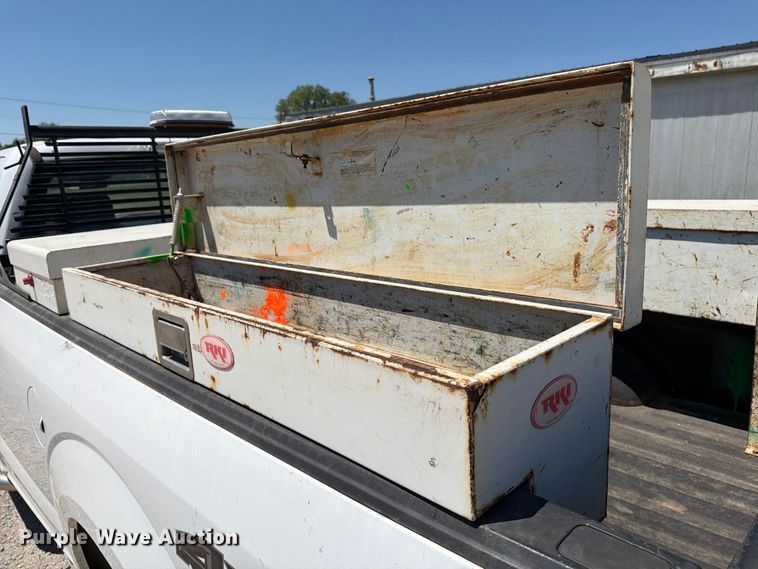 image for item MZ9836 2016 Ford F150 Ext. Cab pickup truck