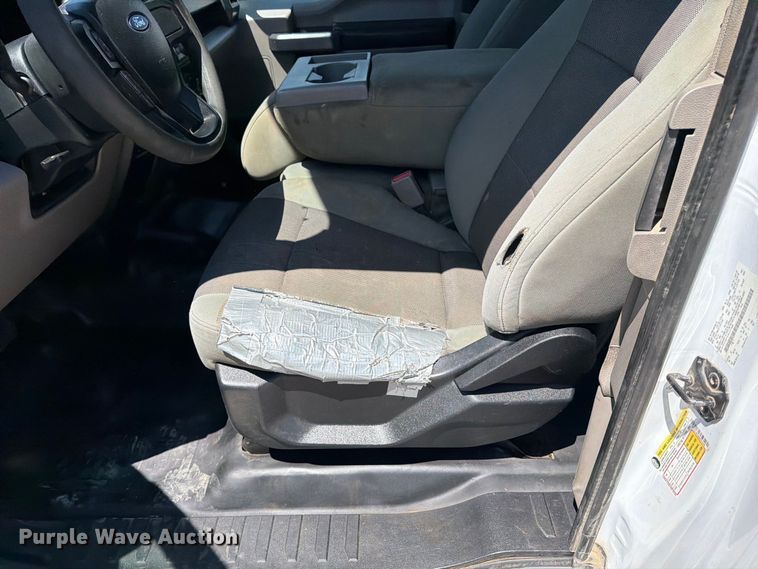 image for item MZ9836 2016 Ford F150 Ext. Cab pickup truck
