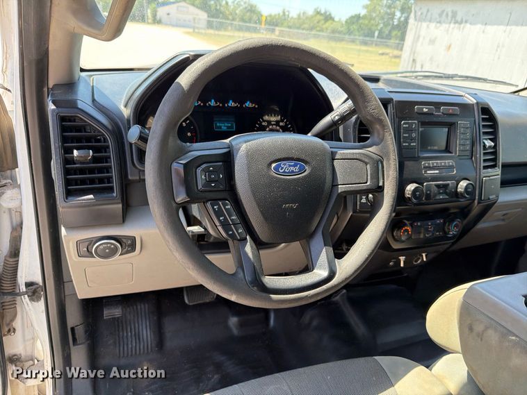 image for item MZ9836 2016 Ford F150 Ext. Cab pickup truck