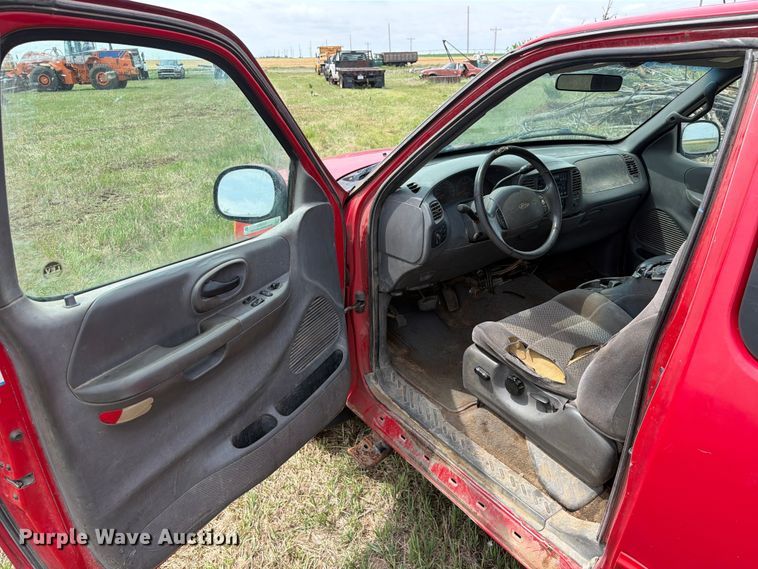 image for item NA9402 2002 Ford F150 Ext. Cab pickup truck