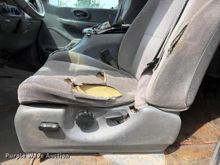 image for item NA9402 2002 Ford F150 Ext. Cab pickup truck