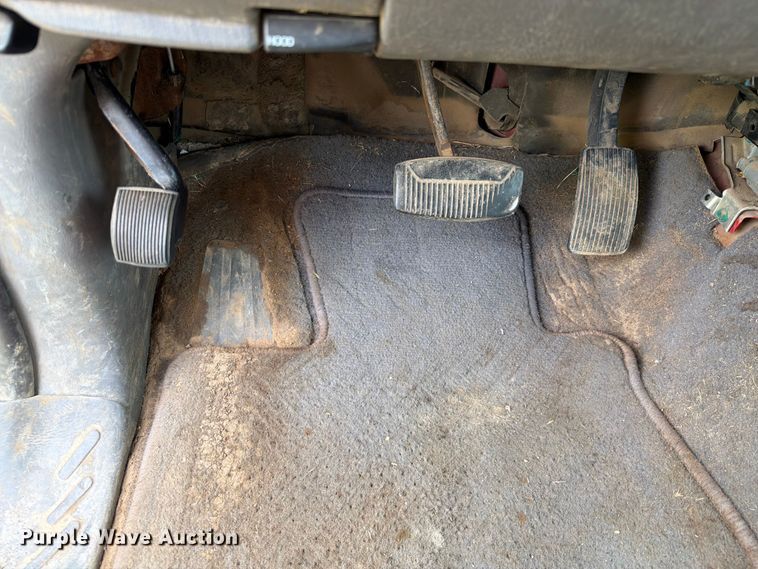 image for item NA9402 2002 Ford F150 Ext. Cab pickup truck