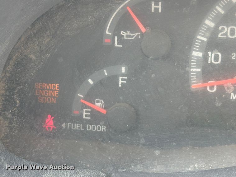 image for item NA9402 2002 Ford F150 Ext. Cab pickup truck