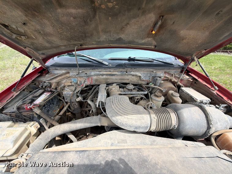 image for item NA9402 2002 Ford F150 Ext. Cab pickup truck