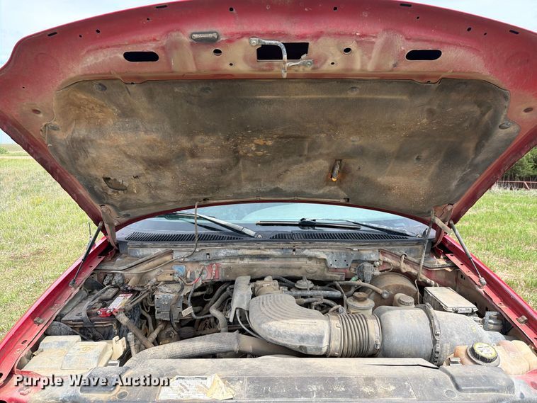 image for item NA9402 2002 Ford F150 Ext. Cab pickup truck
