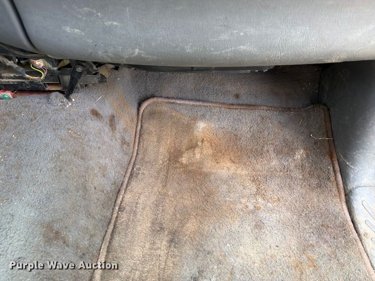 image for item NA9402 2002 Ford F150 Ext. Cab pickup truck