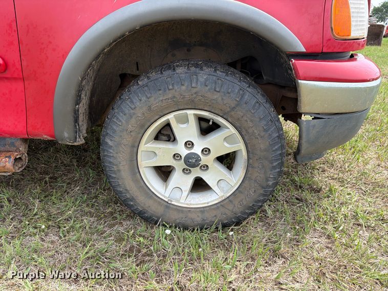 image for item NA9402 2002 Ford F150 Ext. Cab pickup truck
