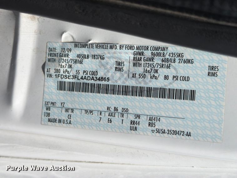 image for item NJ9061 2010 Ford E350 Super Duty utility van