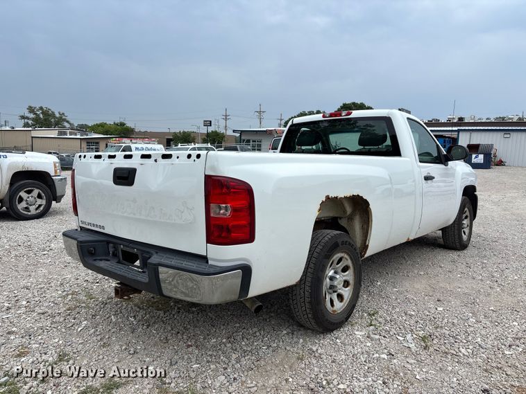 image for item NM9865 2011 Chevrolet Silverado 1500 pickup truck