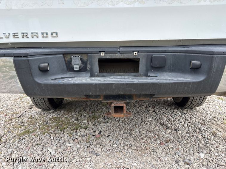 image for item NM9865 2011 Chevrolet Silverado 1500 pickup truck