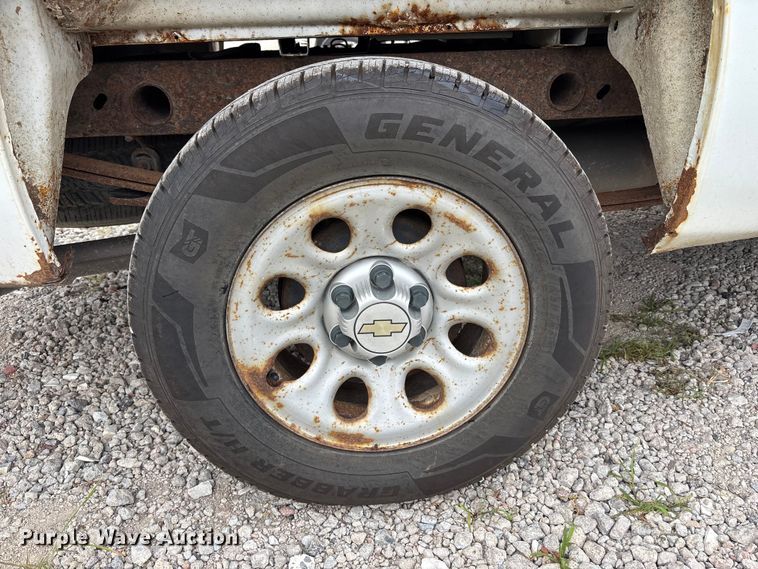 image for item NM9865 2011 Chevrolet Silverado 1500 pickup truck