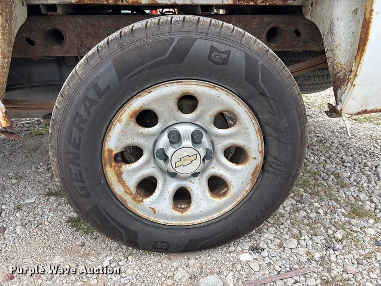 image for item NM9865 2011 Chevrolet Silverado 1500 pickup truck