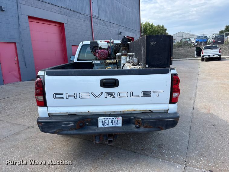 image for item NM9867 2006 Chevrolet Silverado 1500 pickup truck