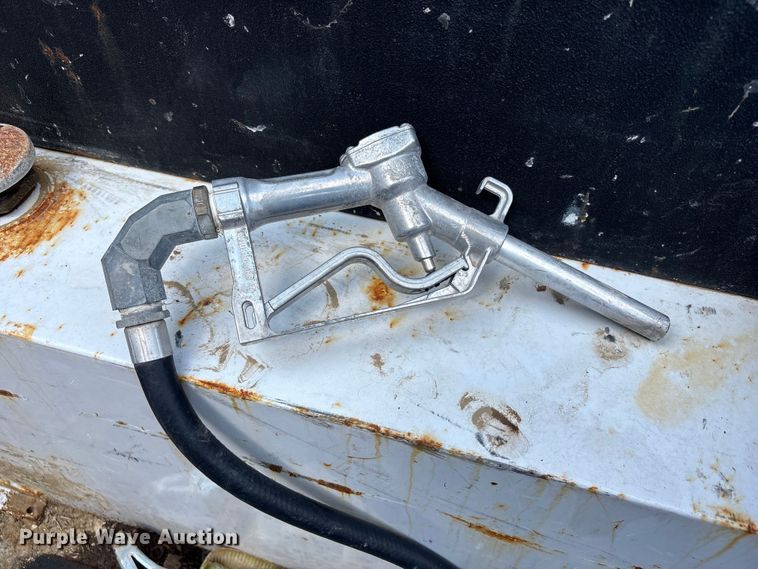image for item NM9867 2006 Chevrolet Silverado 1500 pickup truck