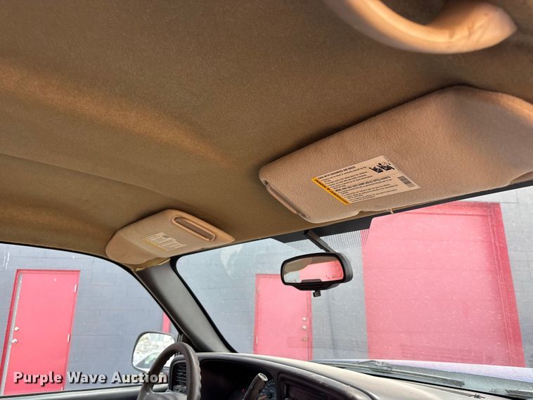 image for item NM9867 2006 Chevrolet Silverado 1500 pickup truck