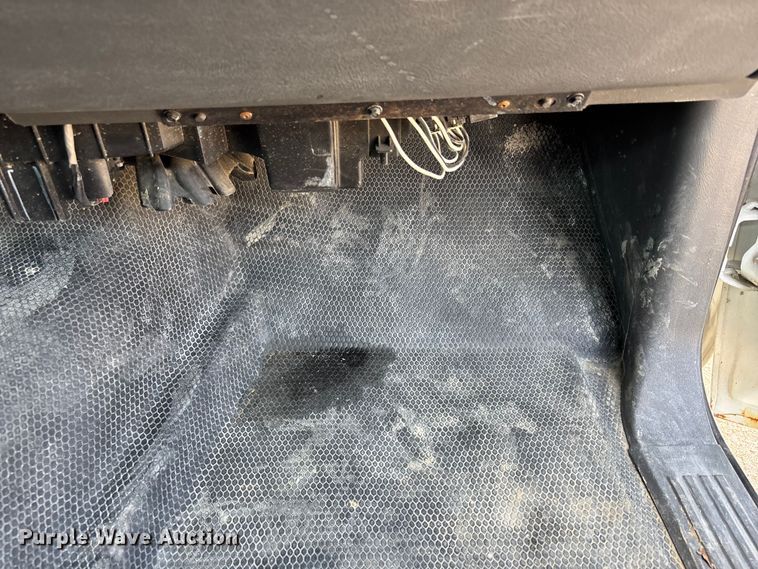 image for item NM9867 2006 Chevrolet Silverado 1500 pickup truck