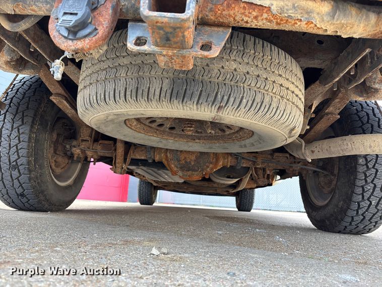 image for item NM9867 2006 Chevrolet Silverado 1500 pickup truck