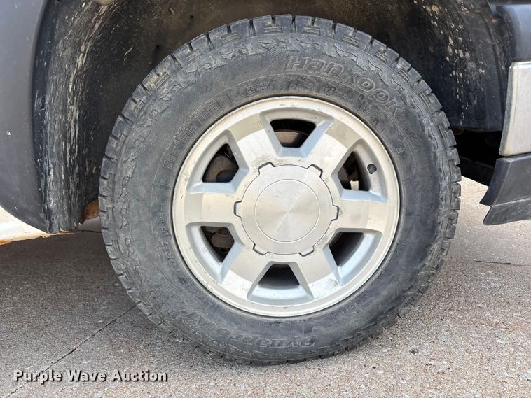 image for item NM9867 2006 Chevrolet Silverado 1500 pickup truck