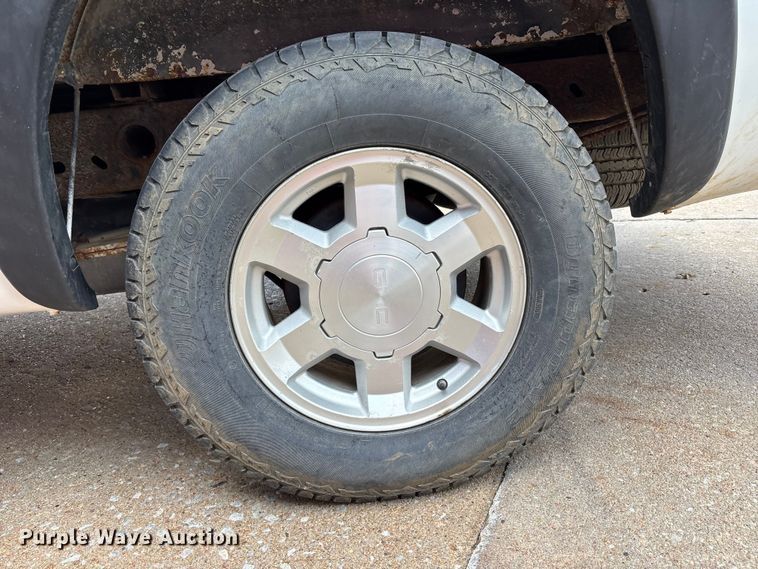 image for item NM9867 2006 Chevrolet Silverado 1500 pickup truck