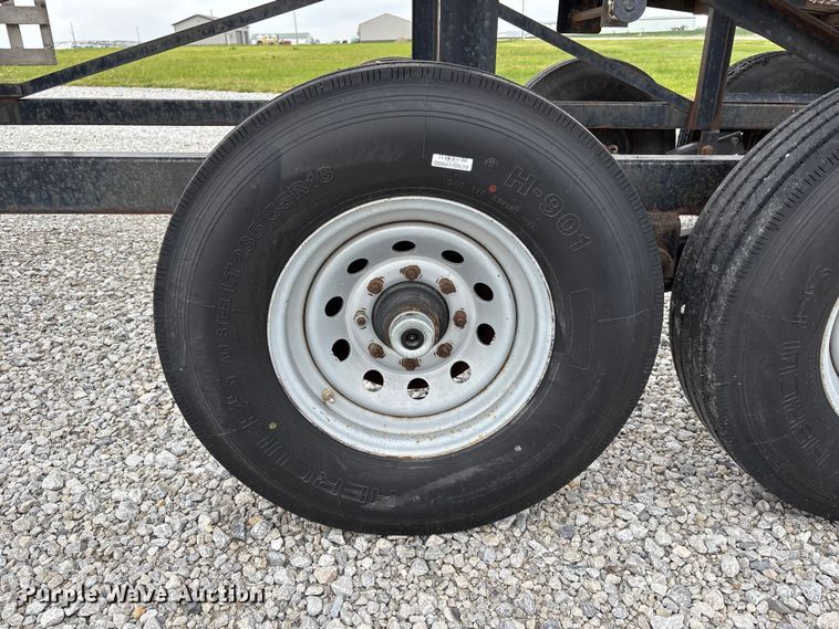 image for item NM9872 2007 Quality W50 car carrier