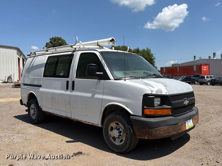 image for item OE9614 2007 Chevrolet Express 2500 van