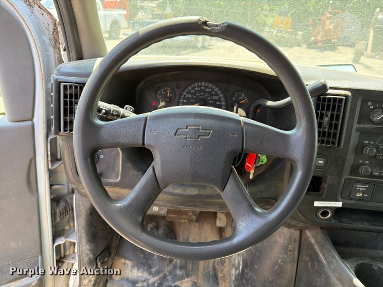 image for item OE9614 2007 Chevrolet Express 2500 van