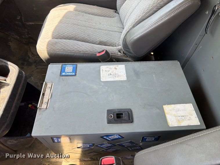image for item OE9614 2007 Chevrolet Express 2500 van