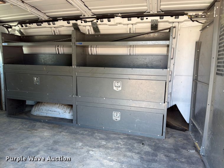 image for item OE9614 2007 Chevrolet Express 2500 van