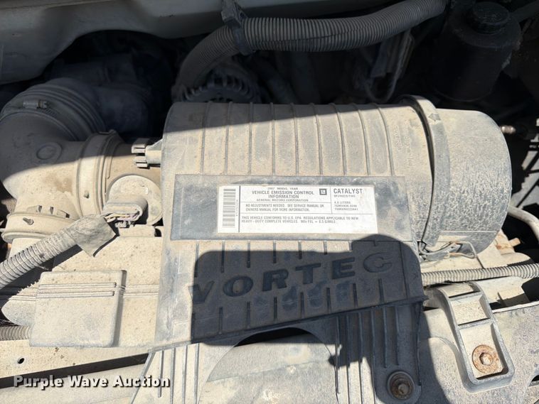 image for item OE9614 2007 Chevrolet Express 2500 van