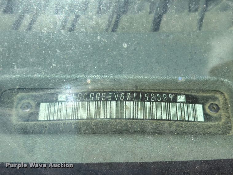 image for item OE9614 2007 Chevrolet Express 2500 van