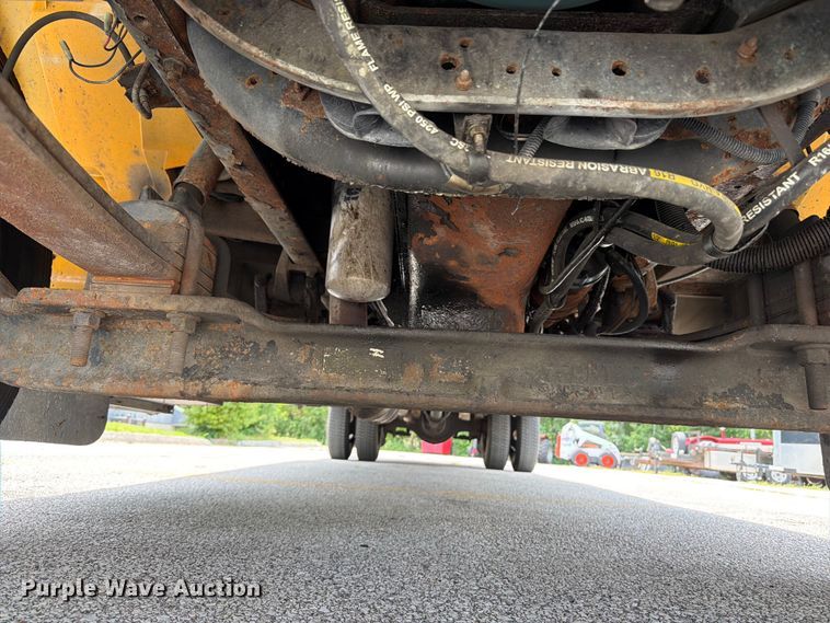 image for item OE9650 1997 International 3800 school bus
