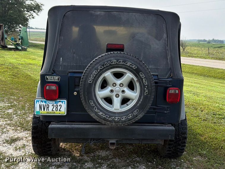 image for item OE9660 2003 Jeep Wrangler SUV