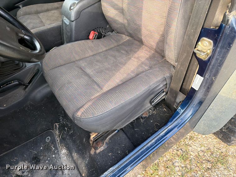 image for item OE9660 2003 Jeep Wrangler SUV